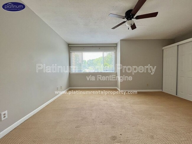 Building Photo - 63 Sandalwood Cir