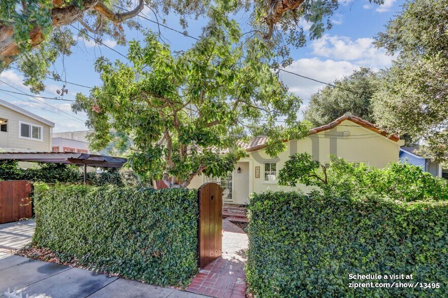 Primary Photo - 403 7th Ave