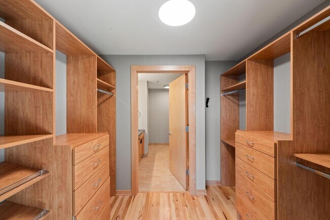 Building Photo - 1120 S 2nd St