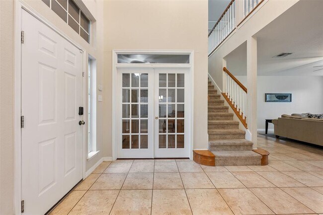 Building Photo - 309 N Carriage Hills Dr