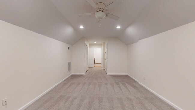 Building Photo - 202 Tidewater Dr