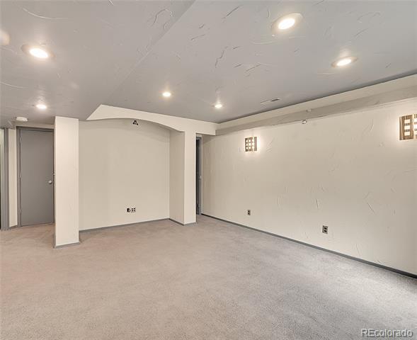 Building Photo - 363 Tynan Dr