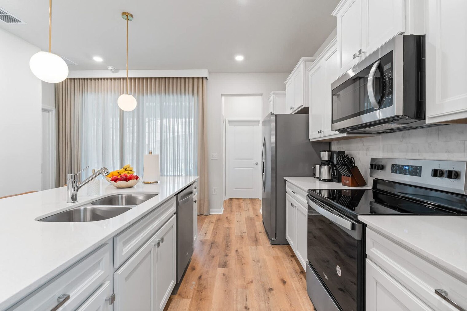 Building Photo - 15996 Cape Coral Lp