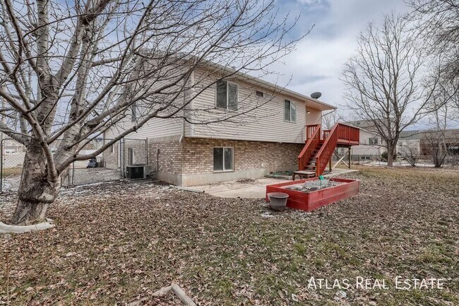 Building Photo - 5955 S 3375 W