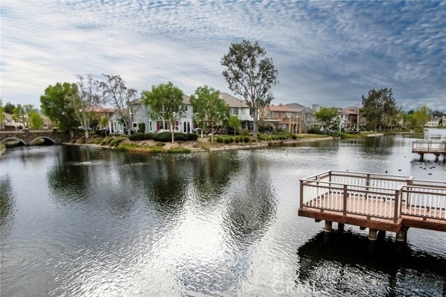 Building Photo - 27016 Island