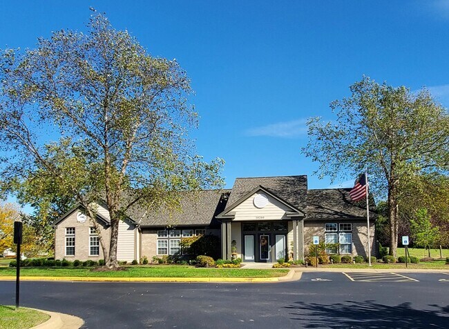 Building Photo - 10405 Trotters Pointe Dr