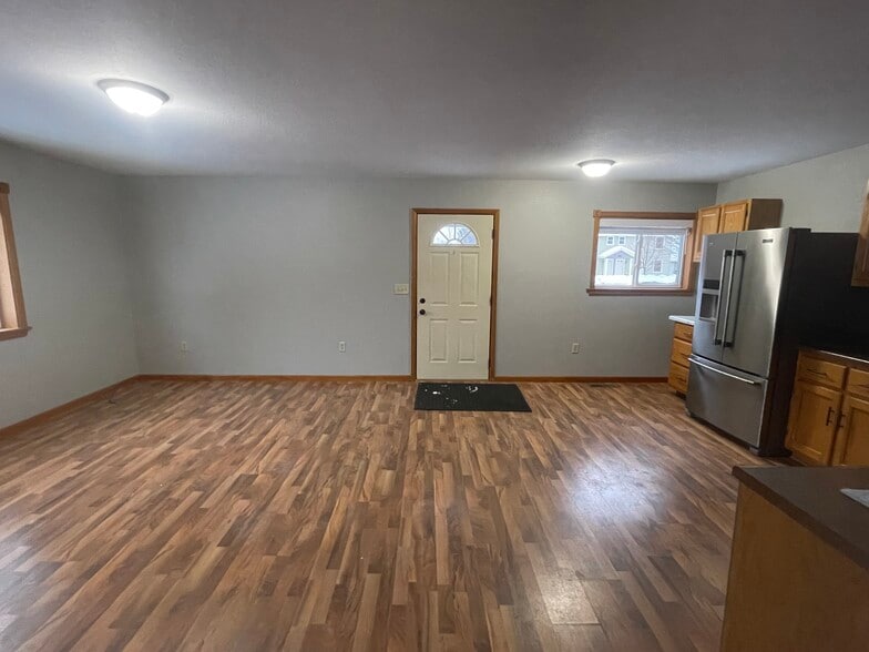 Building Photo - 2623 7th Pl