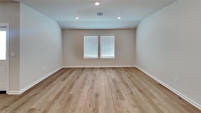Building Photo - 16209 Cherokee Trl