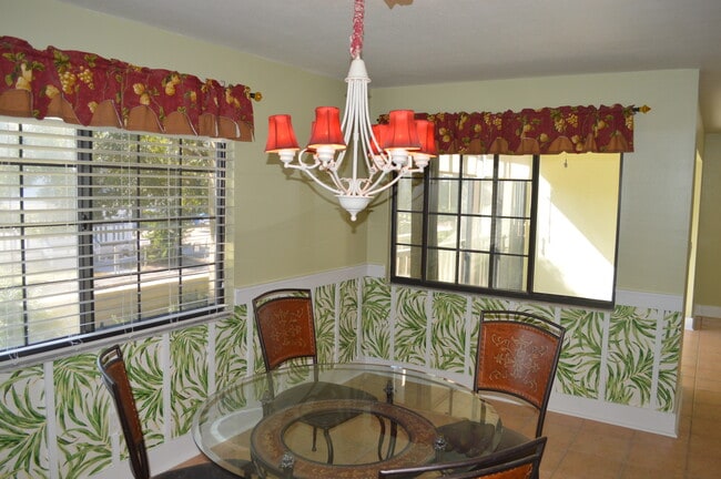 Building Photo - 115 Indian River Dr