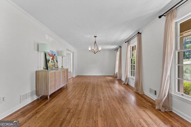 Building Photo - 206 Fortson Dr