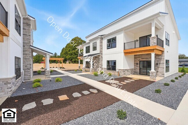 Building Photo - 1030 Wayne St