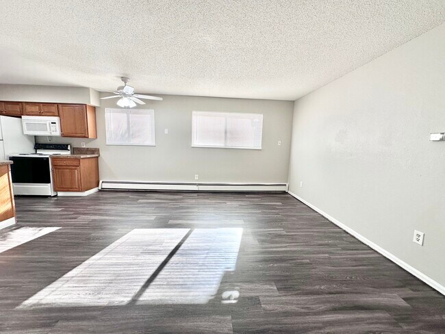 IMG_6397 - 947-951 Allison Street