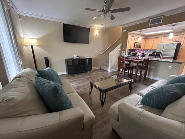 Building Photo - 92-1524-1524 Ali'inui Dr