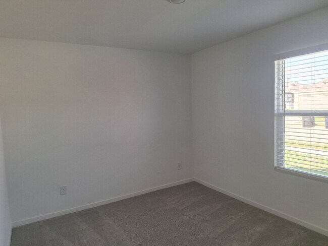 Building Photo - 15009 Bushwacker Wy