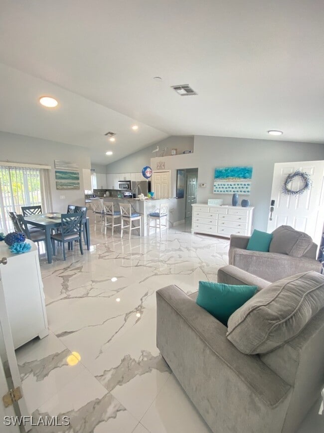 Building Photo - 1221 Granada Blvd