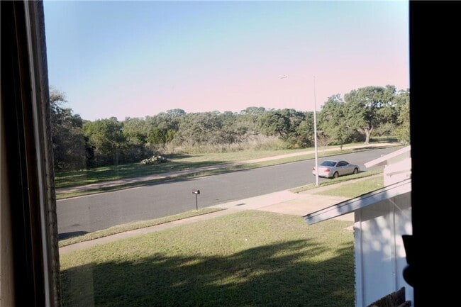 Building Photo - 4700 Running Deer Dr