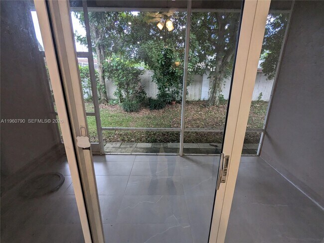 Building Photo - 7700 S Aragon Blvd