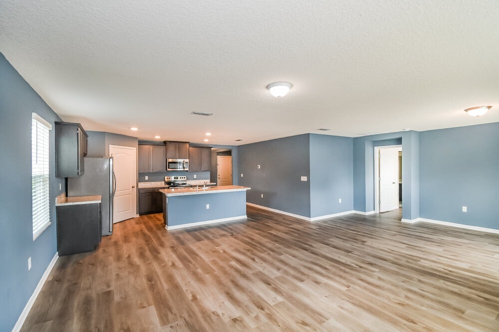 Building Photo - 2303 Pebble Point Dr