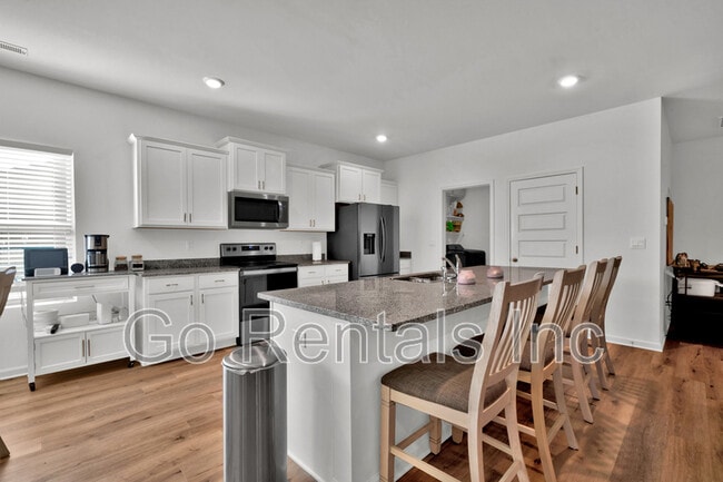 Building Photo - 9426 Doss Ferry Ln