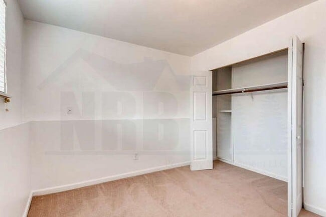 Building Photo - Gorgeous 3 Bedroom Home near Ruston Way!