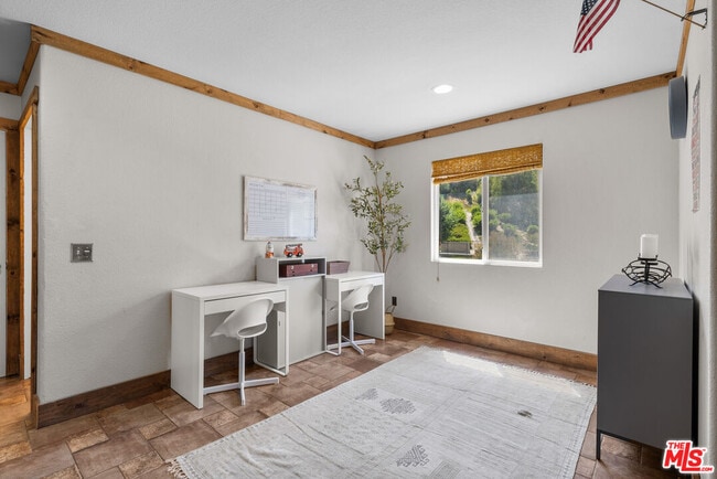 Building Photo - 28123 Gibraltar Ln