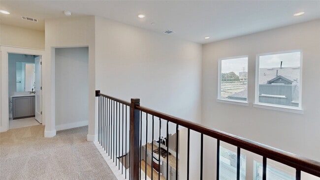 Building Photo - 832 Concan Dr