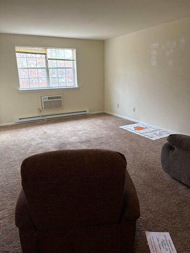 Building Photo - 5303 Harding Hwy