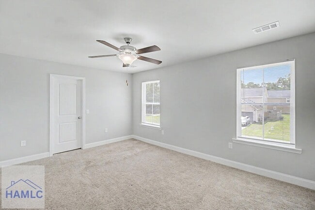 Building Photo - 702 Mill Creek Cir