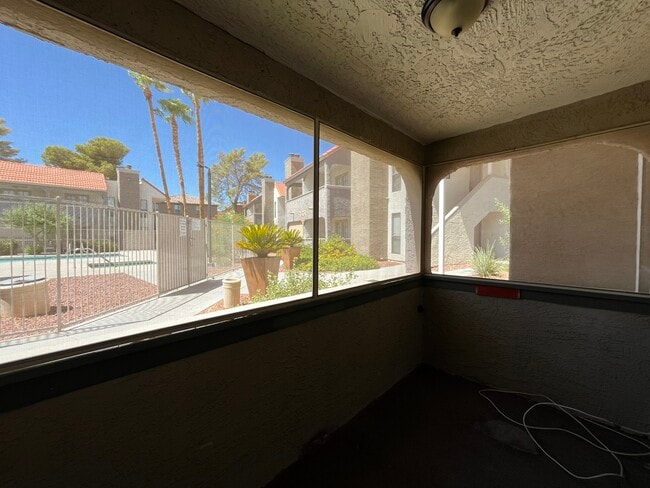 Building Photo - 1312 Bass Dr