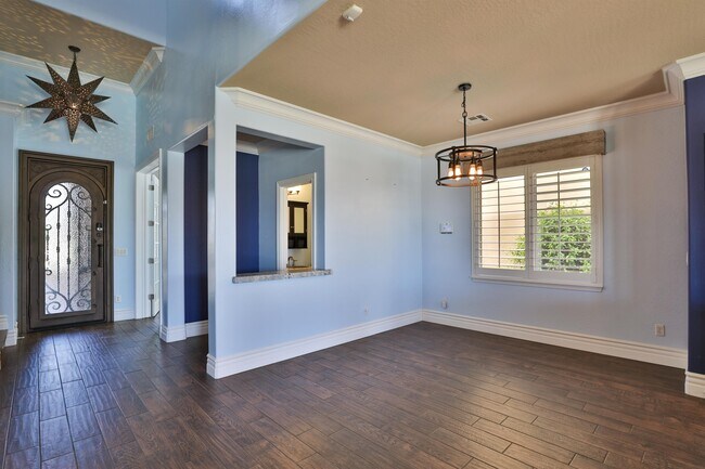 Building Photo - 36269 W Cartegna Ln