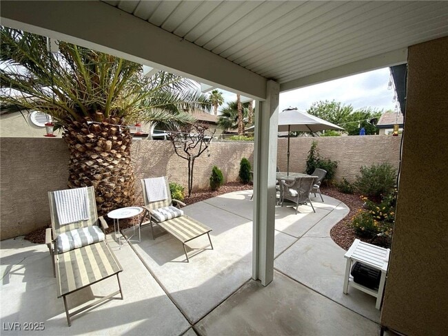 Building Photo - 10191 Birch Bluff Ln