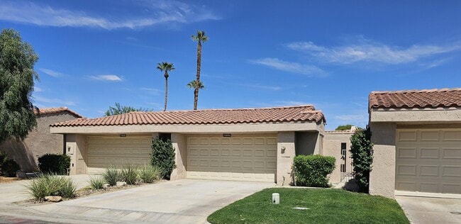 Primary Photo - 72830 Fleetwood Cir