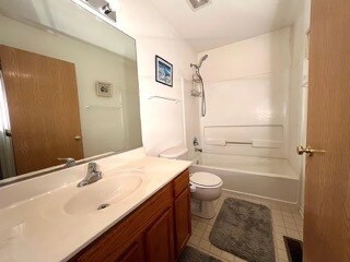 Building Photo - 752 S Parkside Dr