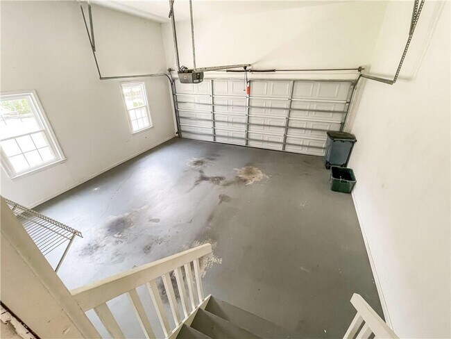 Building Photo - 1598 Brentwood Dr