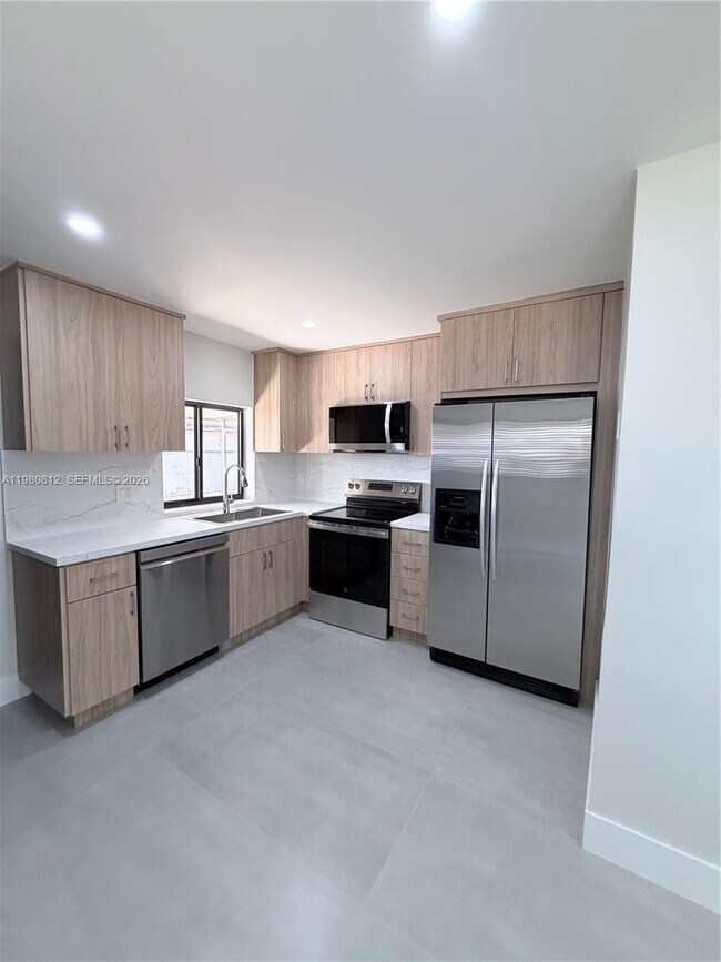 Building Photo - 7801 SW 12th St