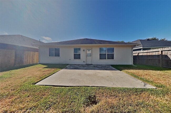 Building Photo - 2519 Fox Water Dr