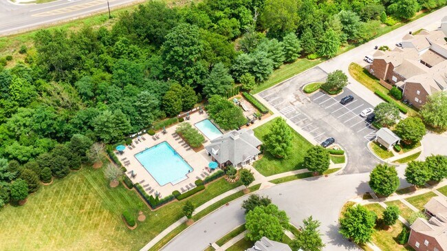 Building Photo - Spotless 5BR/3.5BA rental home, Meade of A...