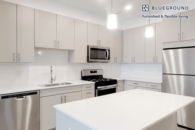 Building Photo - 861 Broadway-SI FL3-ID4633A