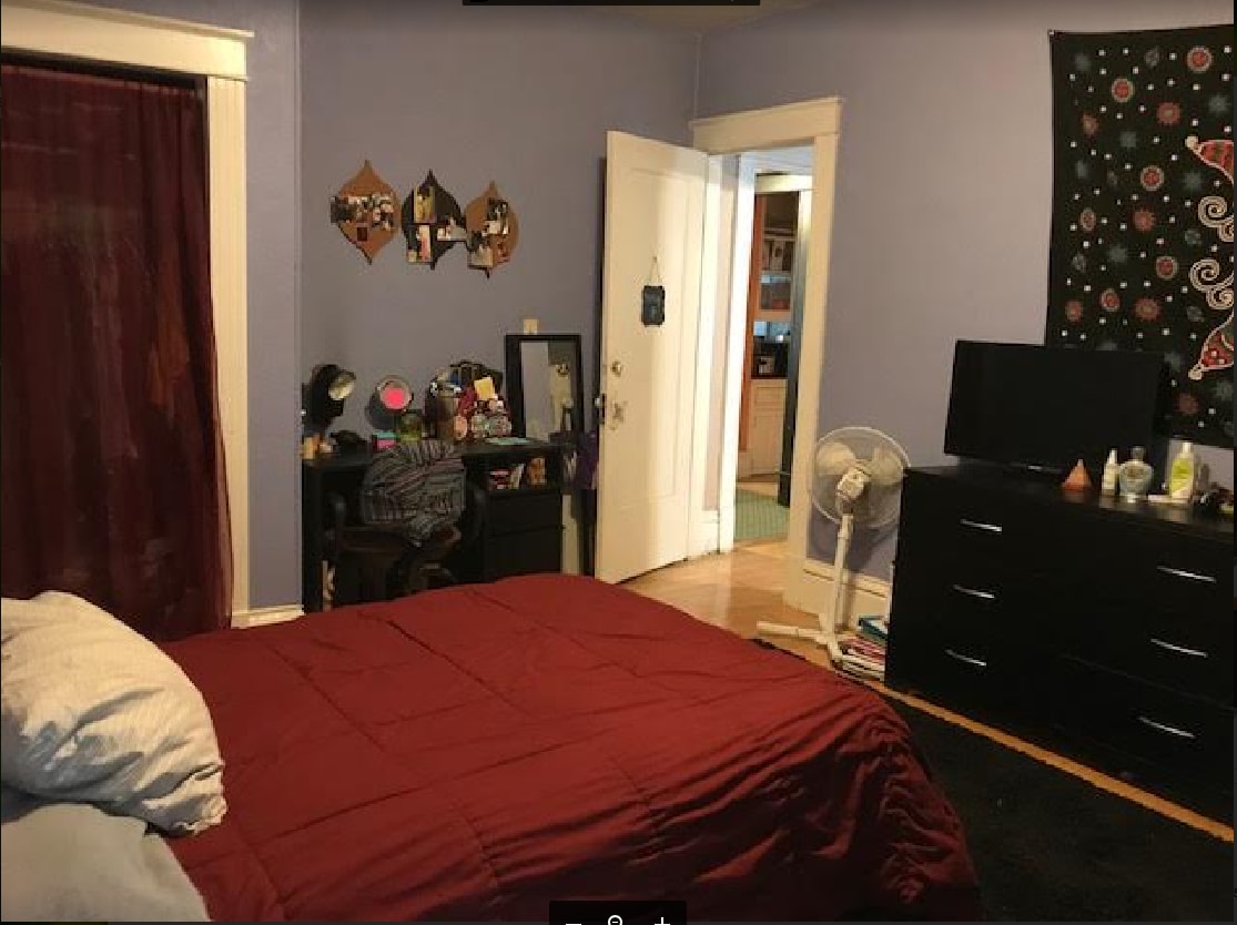 bedroom - 2913 N Farwell Ave