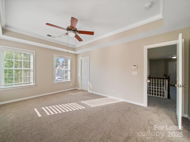 Building Photo - 10205 Falling Leaf Dr NW