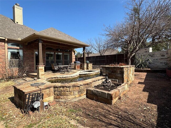 Building Photo - 15313 Bandon Dr