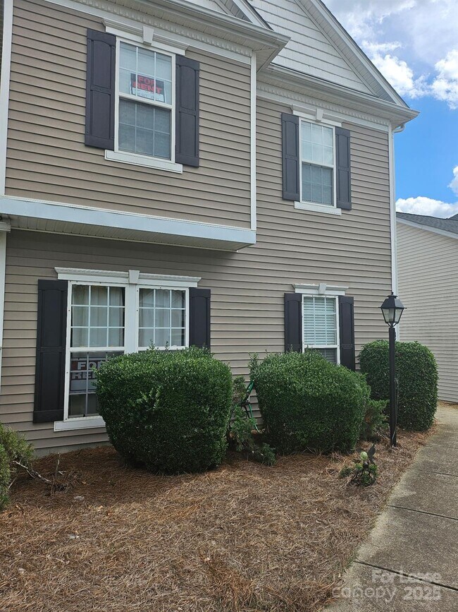 Primary Photo - 14722 Lions Pride Ct