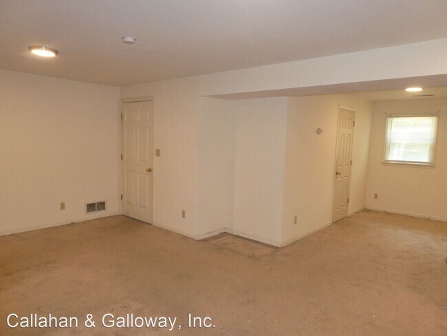 Building Photo - 3 br, 2 bath House - 2106 Primrose