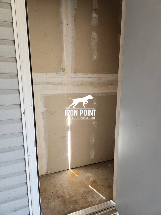 Building Photo - DAL584