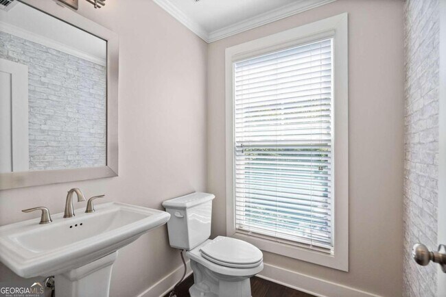 Building Photo - 2180 Colvin Ct NW