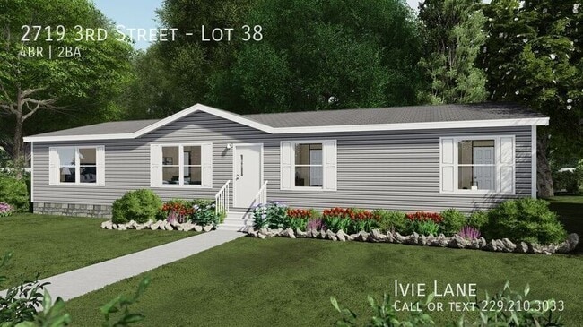 Building Photo - 2719 3rd St