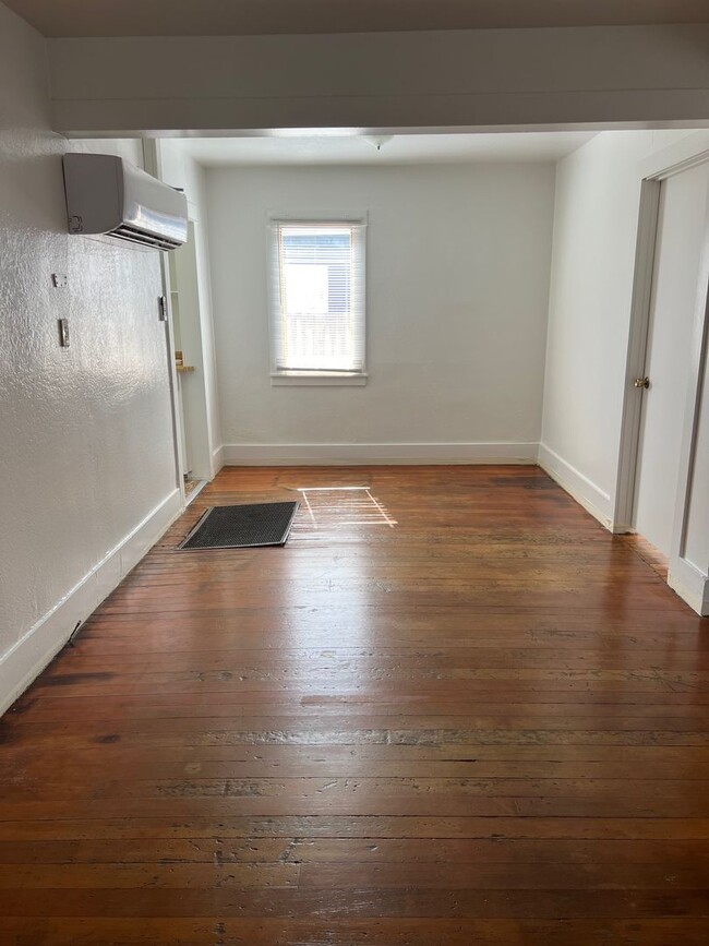 Building Photo - Charming 3 Bedroom Home in Fallon!