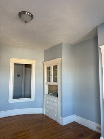 Building Photo - 30 Pattison St