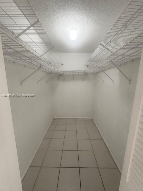 Building Photo - 1865 Brickell Ave