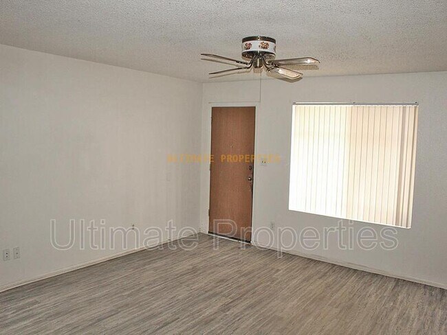 Building Photo - 4126 W Colter St